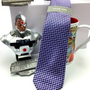 MICHAEL KORS   MEN’S TIE … BRAND NEW